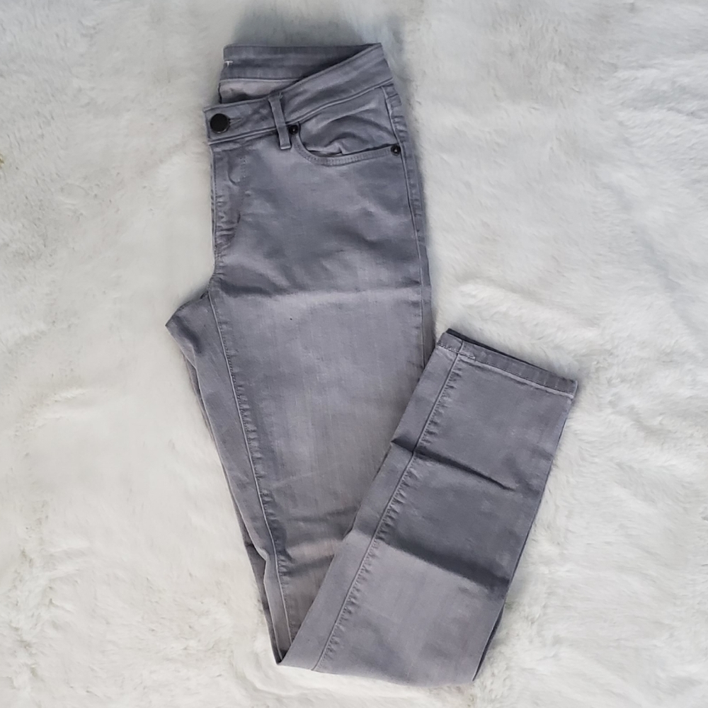 LOFT Jeans - Picture 2 of 7